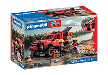 Pick-up de pompiers et 2 personnages