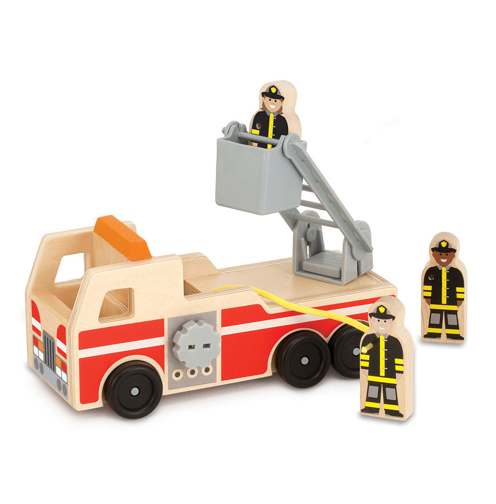 Camion de pompier en bois
